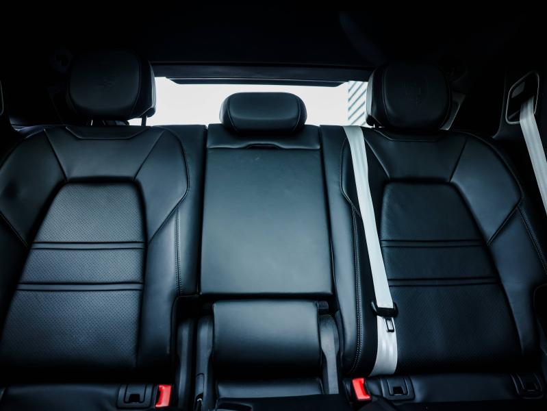 Voitures occasions PORSCHE Cayenne Coupe E-Hybrid Platinum Ed Villeneuve-d'Ascq