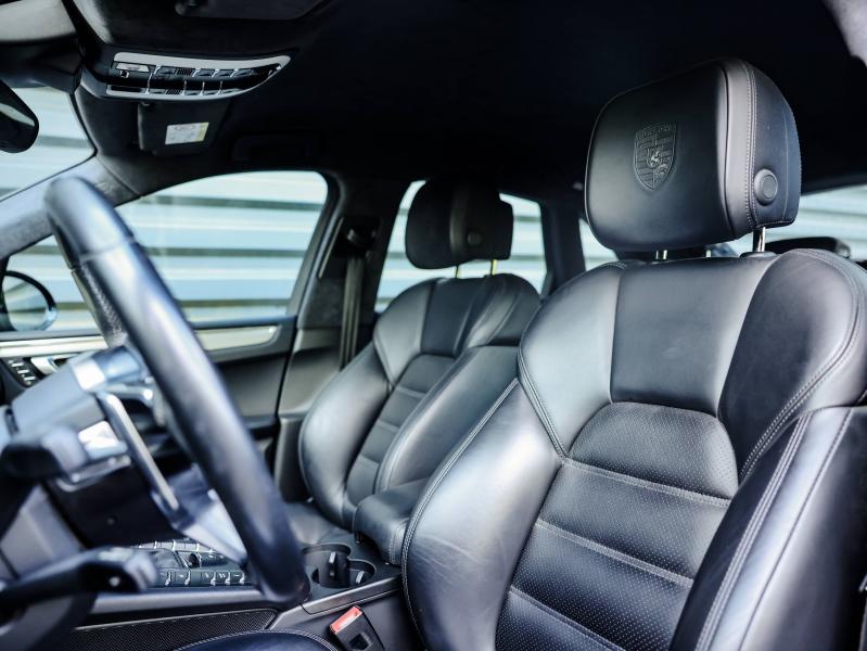 Voitures occasions PORSCHE MACAN Turbo Villeneuve-d'Ascq