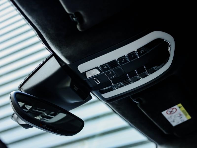 Voitures occasions PORSCHE MACAN Turbo Villeneuve-d'Ascq