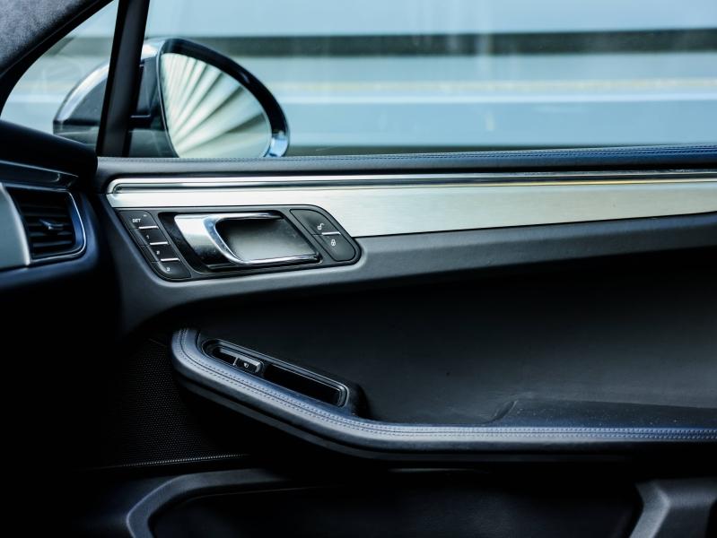 Voitures occasions PORSCHE MACAN Turbo Villeneuve-d'Ascq