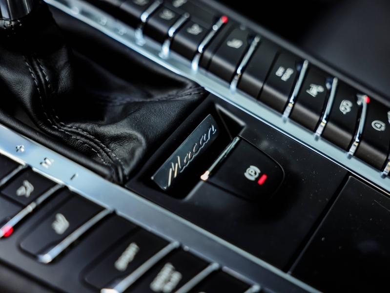 Voitures occasions PORSCHE MACAN Turbo Villeneuve-d'Ascq