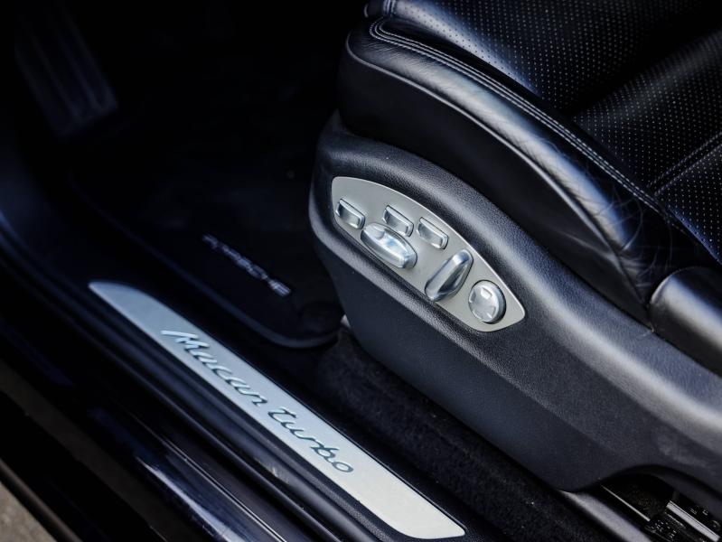 Voitures occasions PORSCHE MACAN Turbo Villeneuve-d'Ascq