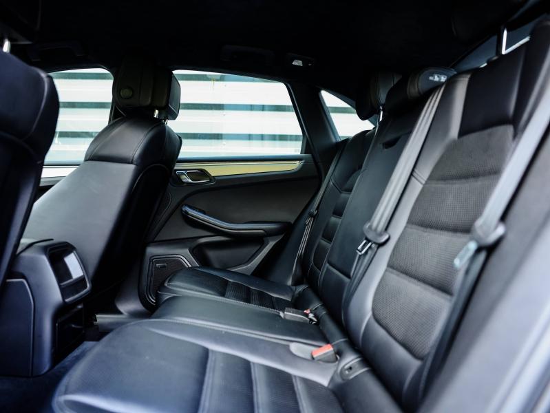 Voitures occasions PORSCHE MACAN Turbo Villeneuve-d'Ascq