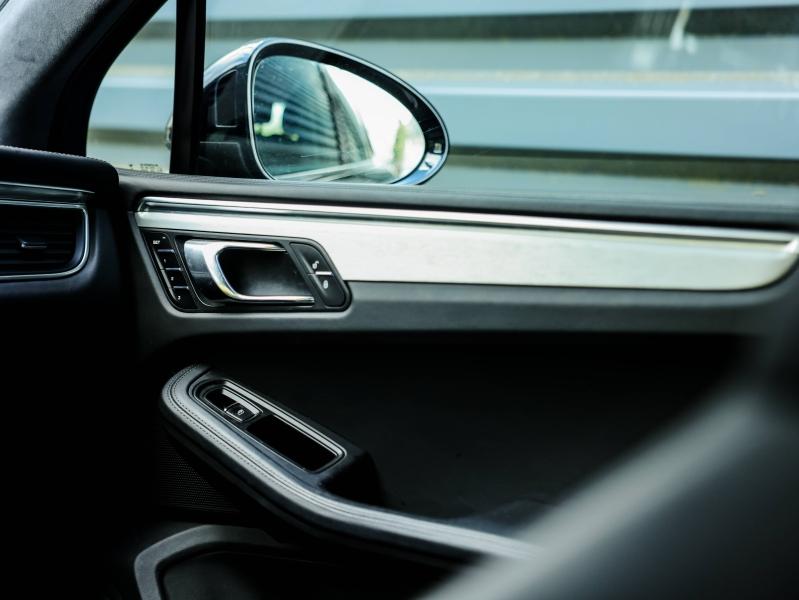 Voitures occasions PORSCHE MACAN Turbo Villeneuve-d'Ascq