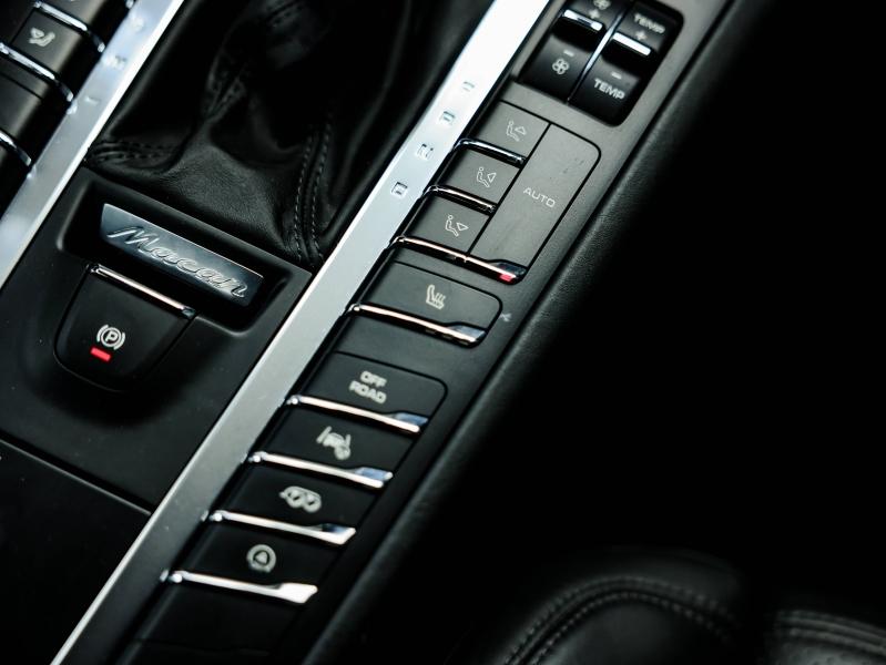 Voitures occasions PORSCHE MACAN Turbo Villeneuve-d'Ascq