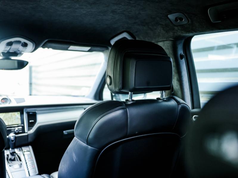 Voitures occasions PORSCHE MACAN Turbo Villeneuve-d'Ascq