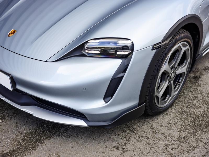 Voitures occasions PORSCHE Taycan Cross Turismo 4 Villeneuve-d'Ascq