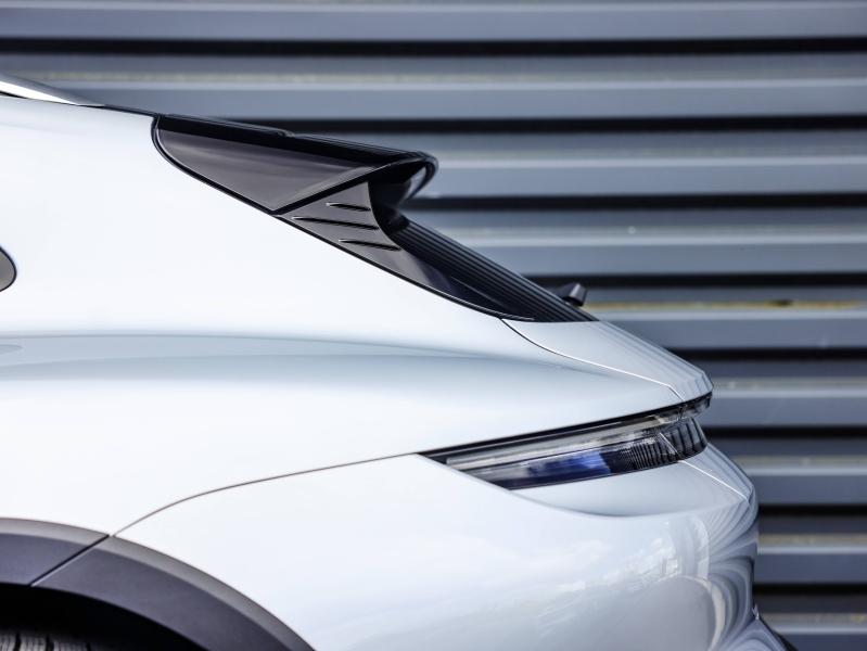 Voitures occasions PORSCHE Taycan Cross Turismo 4 Villeneuve-d'Ascq