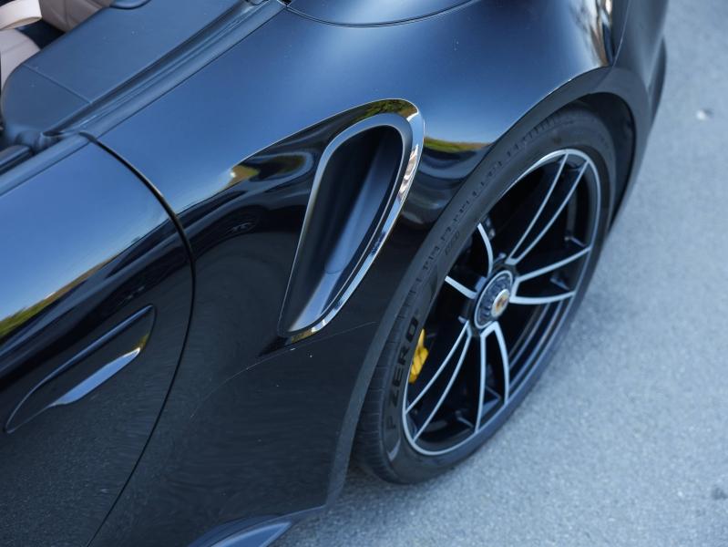 Voitures occasions PORSCHE 911 Cabriolet Turbo S Villeneuve-d'Ascq