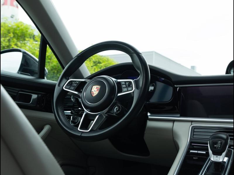 Voitures occasions PORSCHE PANAMERA 4 E-Hybrid Villeneuve-d'Ascq