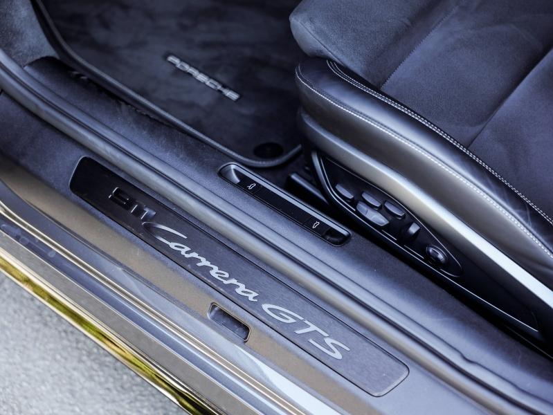 Voitures occasions PORSCHE 911 Coupe Carrera GTS Villeneuve-d'Ascq