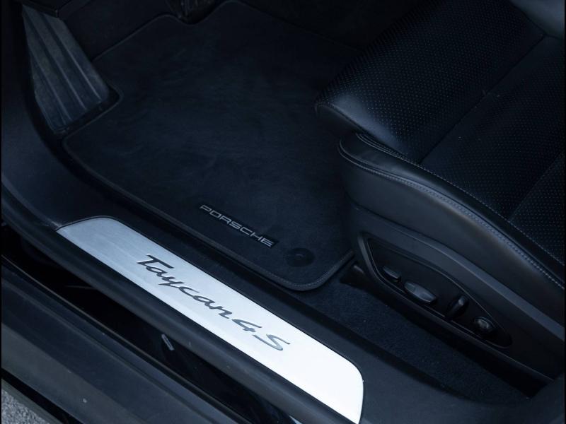 Voitures occasions PORSCHE Taycan 4S Villeneuve-d'Ascq