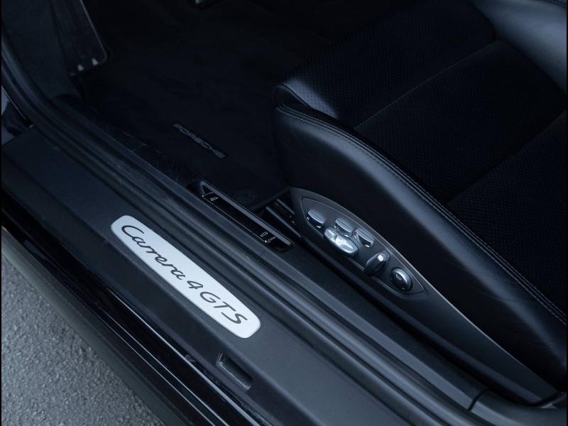 Voitures occasions PORSCHE 911 Coupe GTS Villeneuve-d'Ascq