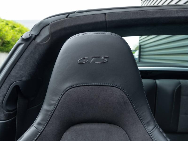 Voitures occasions PORSCHE 911 Targa Targa 4 GTS Villeneuve-d'Ascq