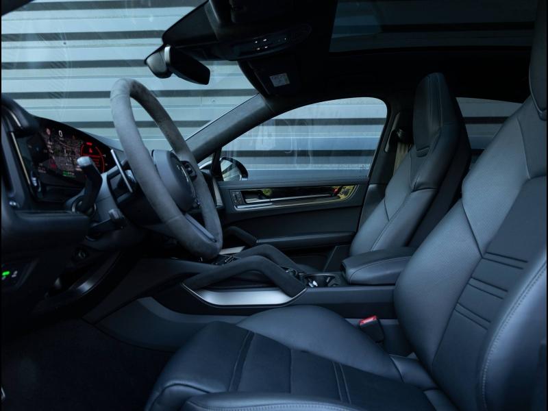 Voitures occasions PORSCHE Cayenne Coupe Turbo E-Hybrid Villeneuve-d'Ascq