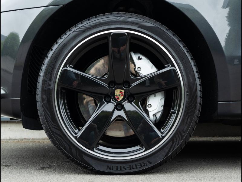 Voitures occasions PORSCHE MACAN Turbo Villeneuve-d'Ascq
