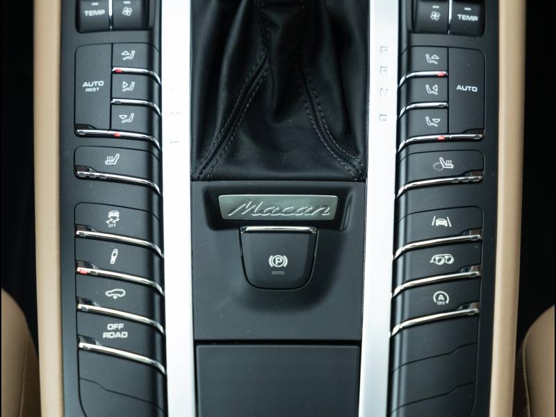 Voitures occasions PORSCHE MACAN Turbo Villeneuve-d'Ascq