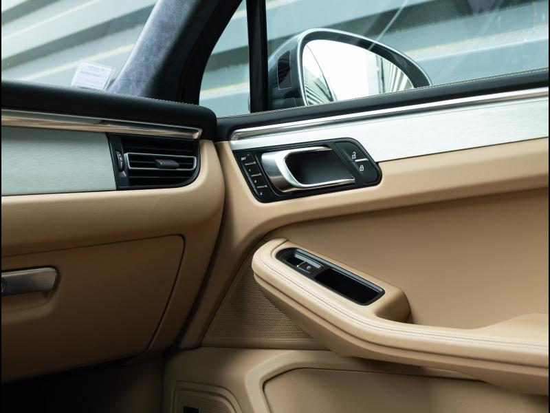 Voitures occasions PORSCHE MACAN Turbo Villeneuve-d'Ascq