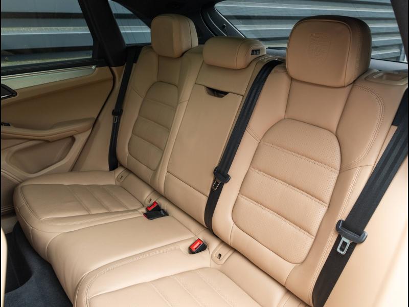 Voitures occasions PORSCHE MACAN Turbo Villeneuve-d'Ascq