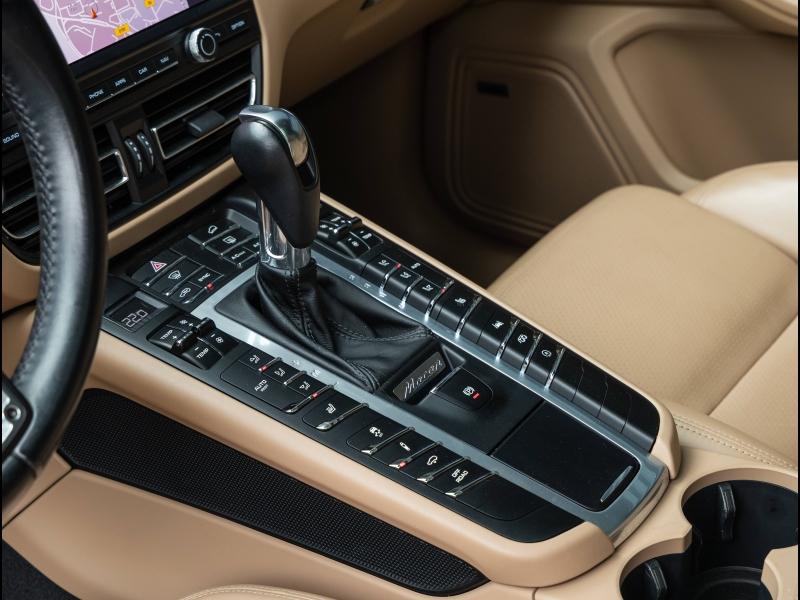 Voitures occasions PORSCHE MACAN Turbo Villeneuve-d'Ascq