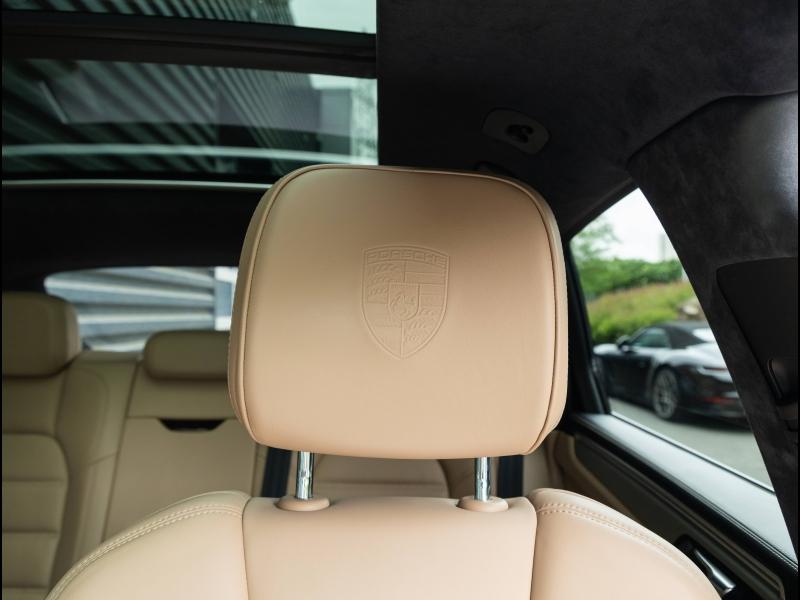 Voitures occasions PORSCHE MACAN Turbo Villeneuve-d'Ascq