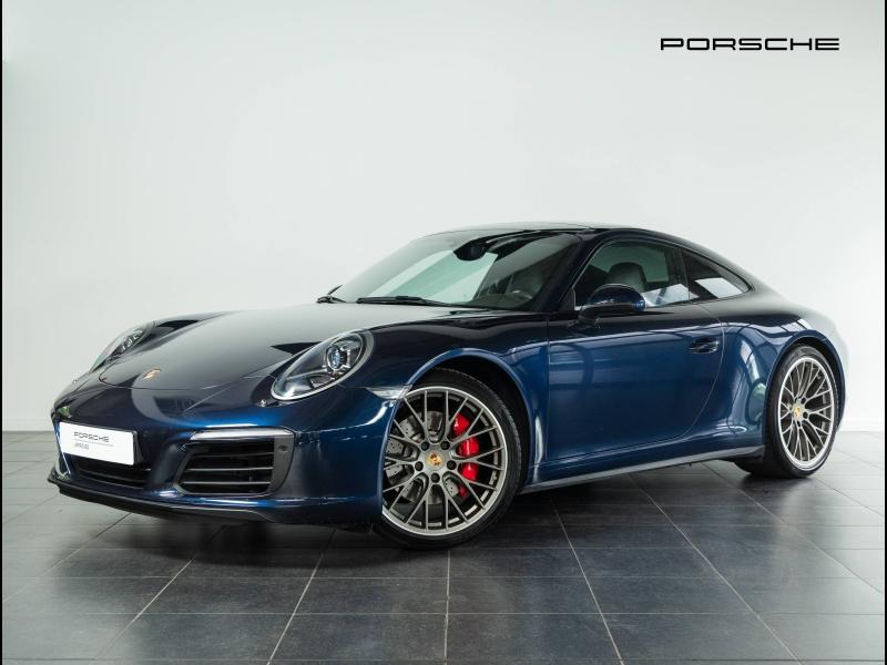 PORSCHE 911 Coupe