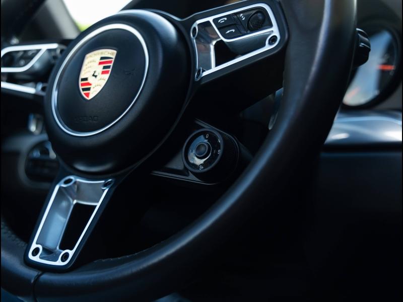 Voitures occasions PORSCHE 911 Coupe Carrera 4S Villeneuve-d'Ascq
