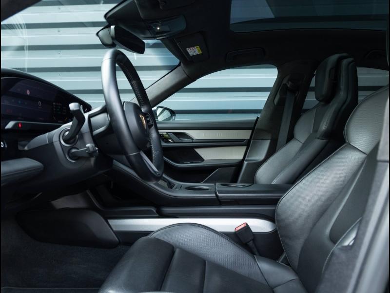 Voitures occasions PORSCHE Taycan Turbo Villeneuve-d'Ascq