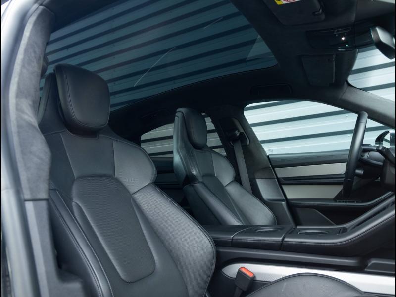 Voitures occasions PORSCHE Taycan Turbo Villeneuve-d'Ascq