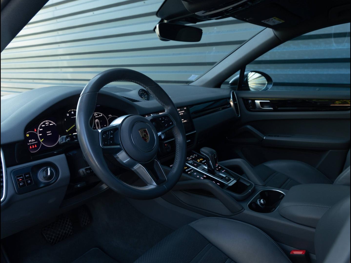Voitures occasions PORSCHE Cayenne Coupe E-Hybrid Villeneuve-d'Ascq