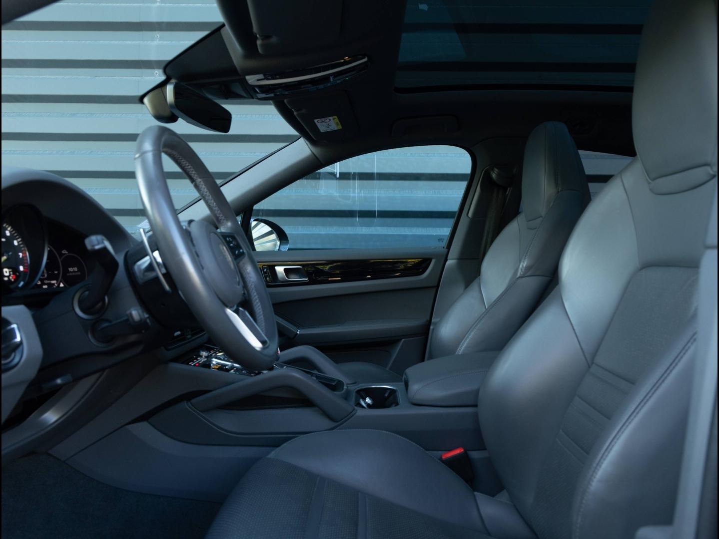 Voitures occasions PORSCHE Cayenne Coupe E-Hybrid Villeneuve-d'Ascq