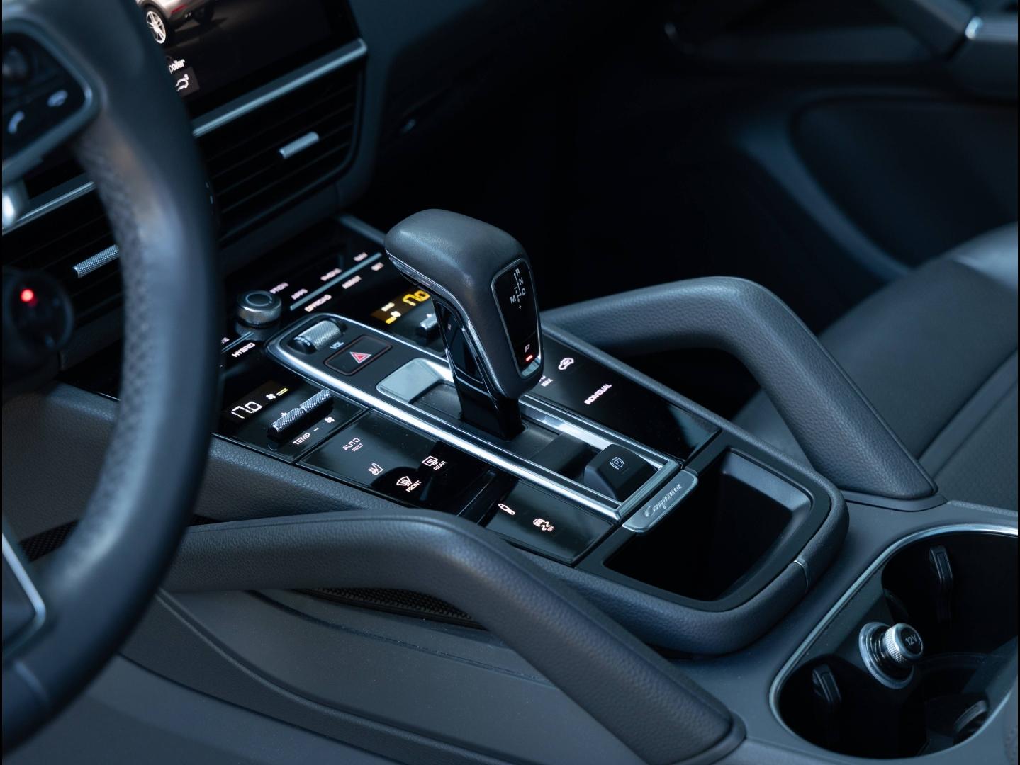 Voitures occasions PORSCHE Cayenne Coupe E-Hybrid Villeneuve-d'Ascq
