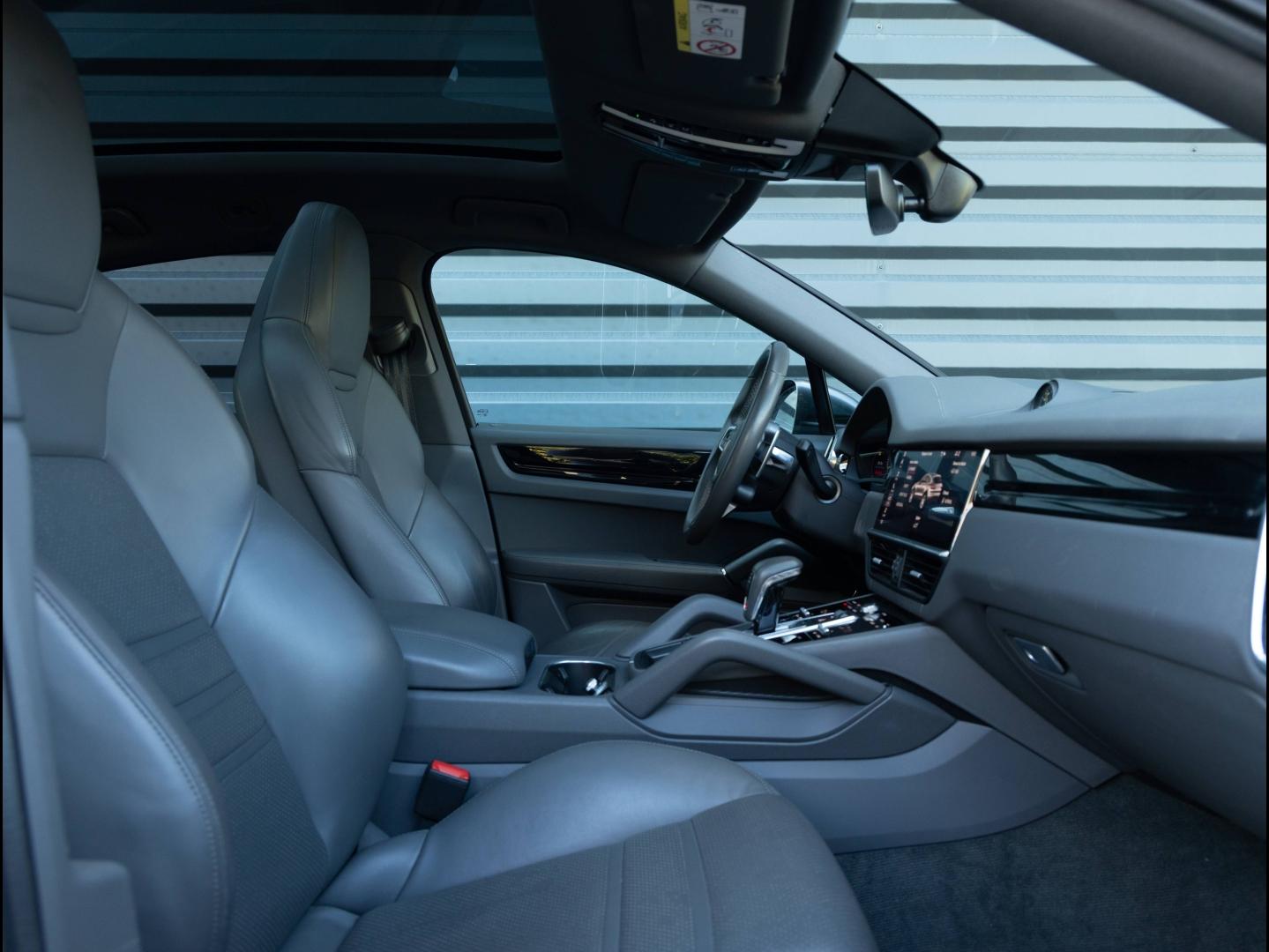 Voitures occasions PORSCHE Cayenne Coupe E-Hybrid Villeneuve-d'Ascq