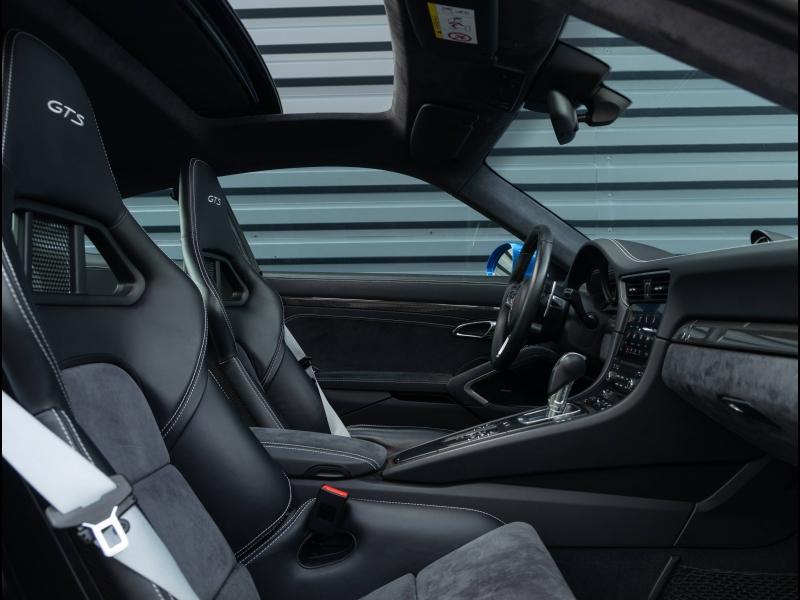 Voitures occasions PORSCHE 911 Coupe Carrera GTS Villeneuve-d'Ascq