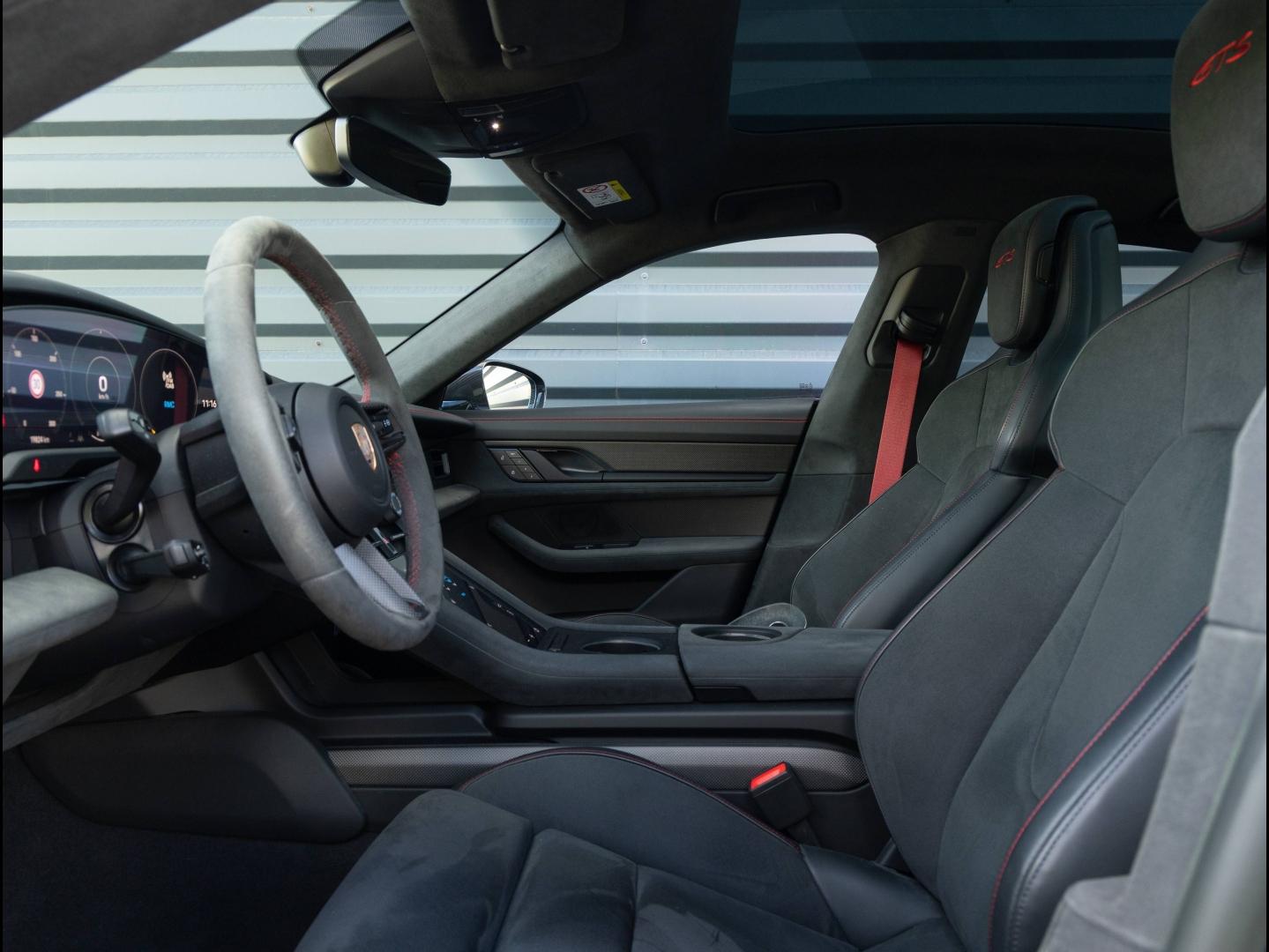 Voitures occasions PORSCHE Taycan GTS Villeneuve-d'Ascq