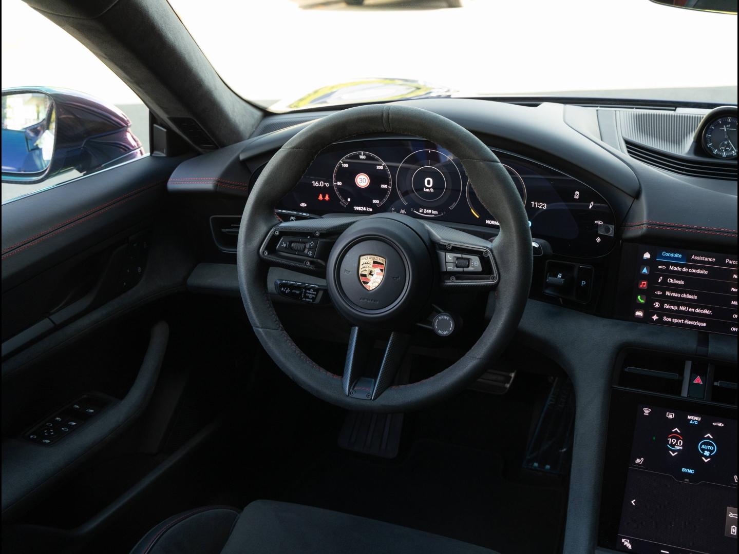 Voitures occasions PORSCHE Taycan GTS Villeneuve-d'Ascq