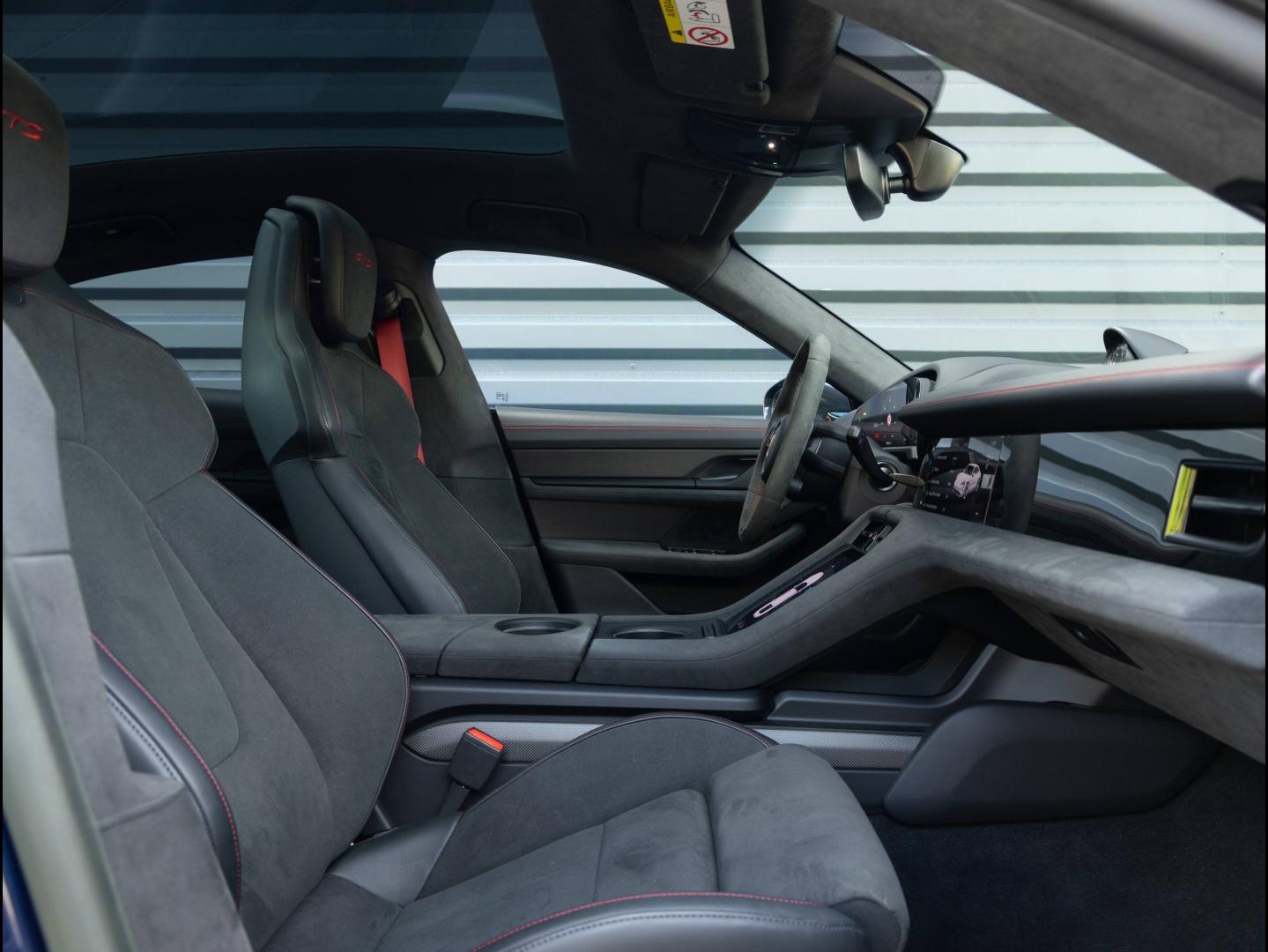 Voitures occasions PORSCHE Taycan GTS Villeneuve-d'Ascq