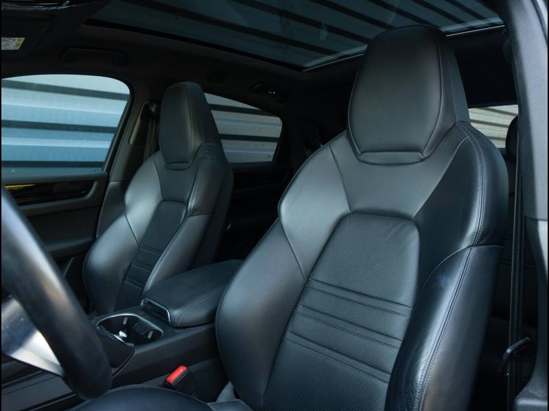 Voitures occasions PORSCHE Cayenne Coupe E-Hybrid Villeneuve-d'Ascq