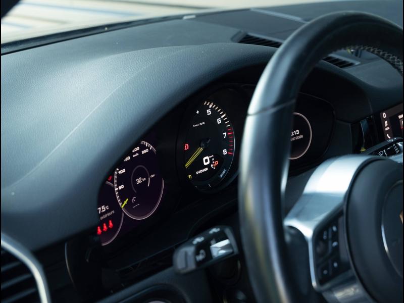 Voitures occasions PORSCHE Cayenne Coupe E-Hybrid Villeneuve-d'Ascq