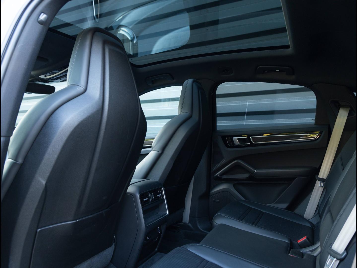 Voitures occasions PORSCHE Cayenne Coupe E-Hybrid Platinum Ed Villeneuve-d'Ascq