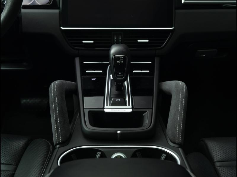 Voitures occasions PORSCHE Cayenne Coupe E-Hybrid Platinum Ed Villeneuve-d'Ascq