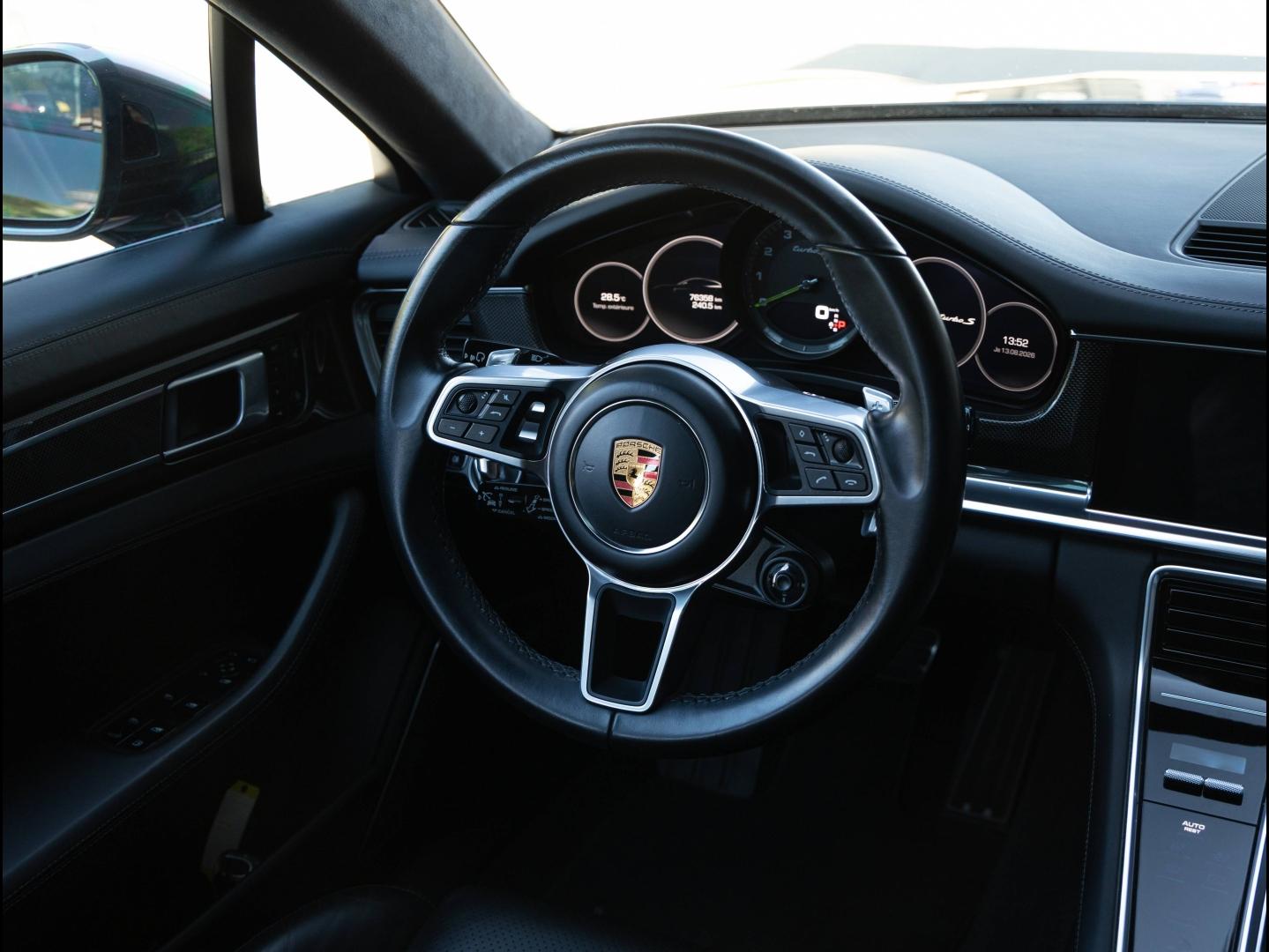 Voitures occasions PORSCHE Panamera Spt Turismo Turbo S E-Hybrid Villeneuve-d'Ascq