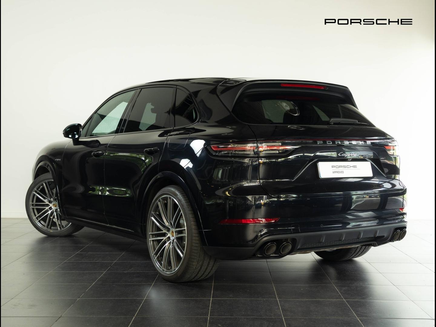 Voitures occasions PORSCHE CAYENNE E-Hybrid Villeneuve-d'Ascq