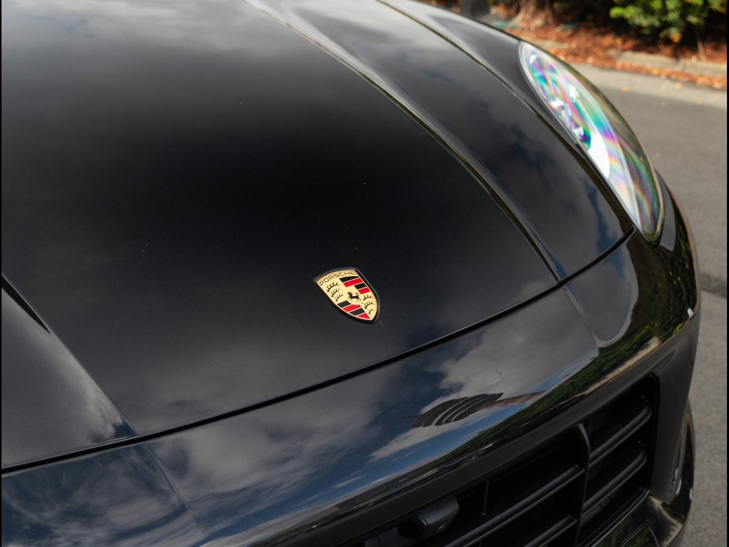 Voitures occasions PORSCHE CAYENNE E-Hybrid Villeneuve-d'Ascq