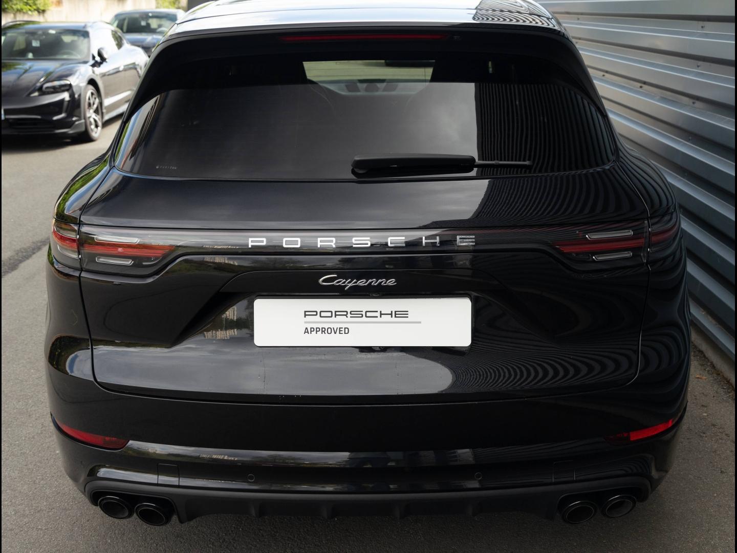 Voitures occasions PORSCHE CAYENNE E-Hybrid Villeneuve-d'Ascq