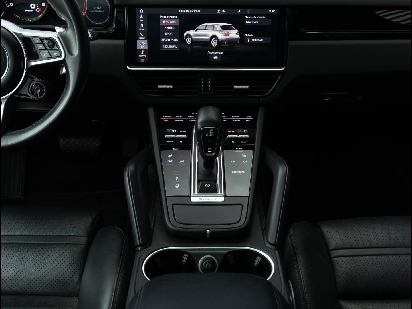 Voitures occasions PORSCHE CAYENNE E-Hybrid Villeneuve-d'Ascq