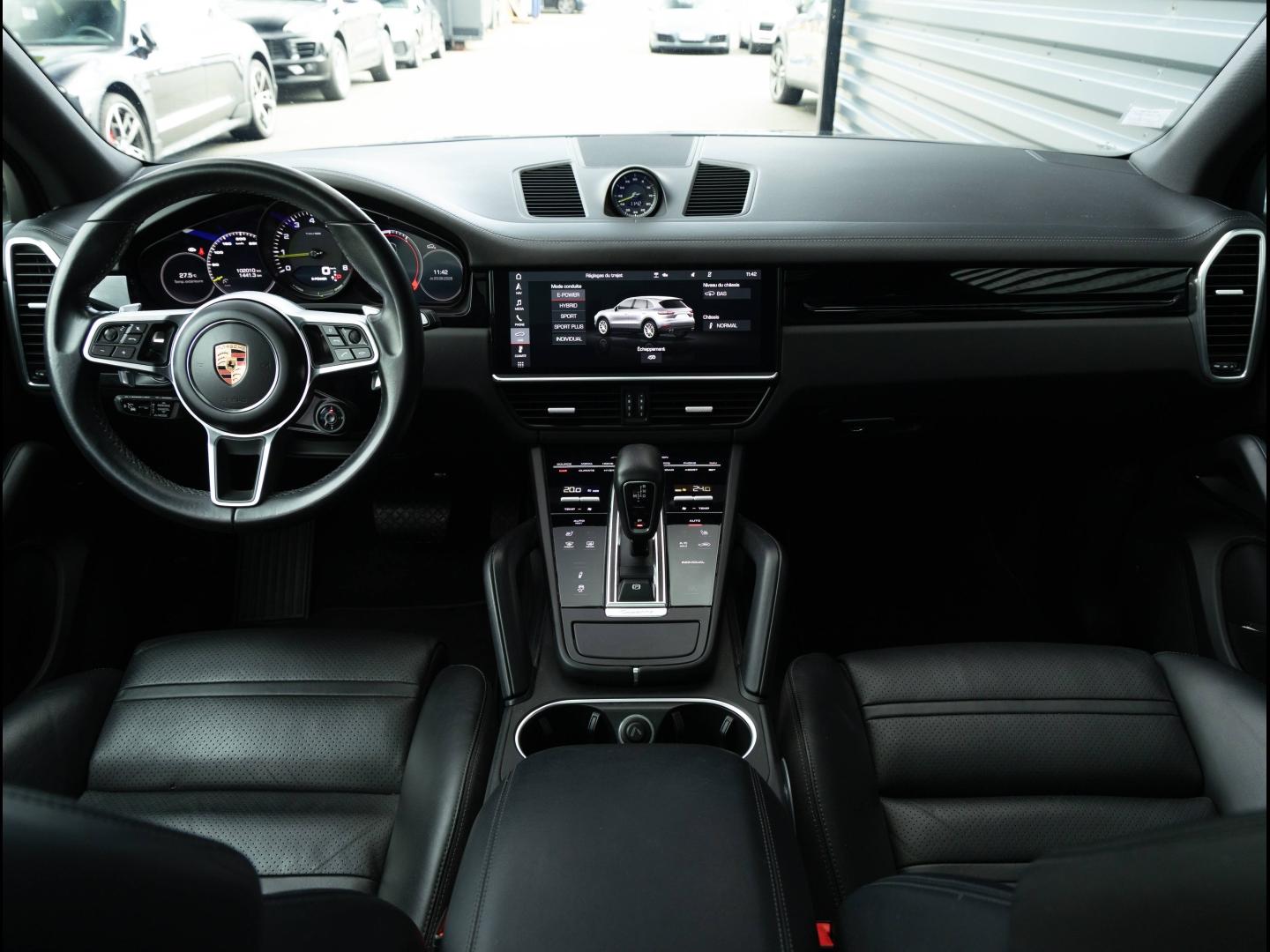 Voitures occasions PORSCHE CAYENNE E-Hybrid Villeneuve-d'Ascq