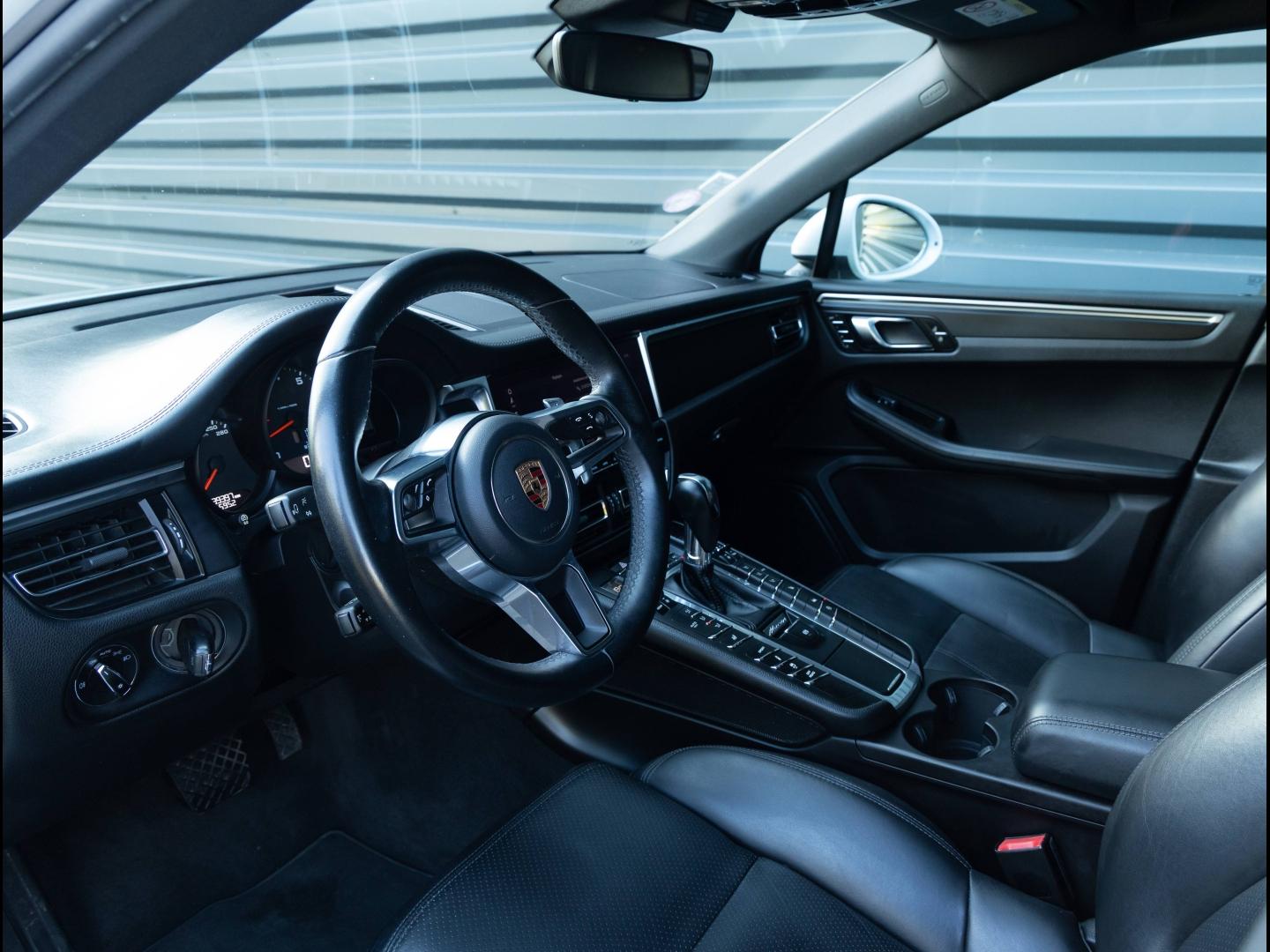 Voitures occasions PORSCHE MACAN Base Villeneuve-d'Ascq