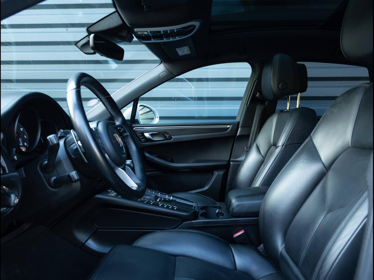 Voitures occasions PORSCHE MACAN Base Villeneuve-d'Ascq
