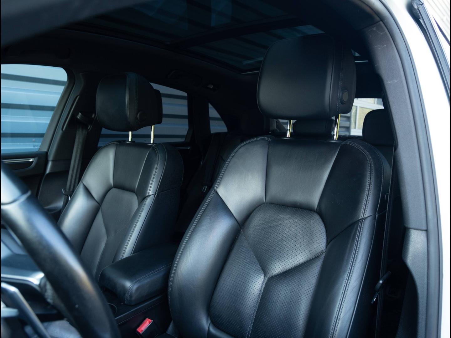 Voitures occasions PORSCHE MACAN Base Villeneuve-d'Ascq